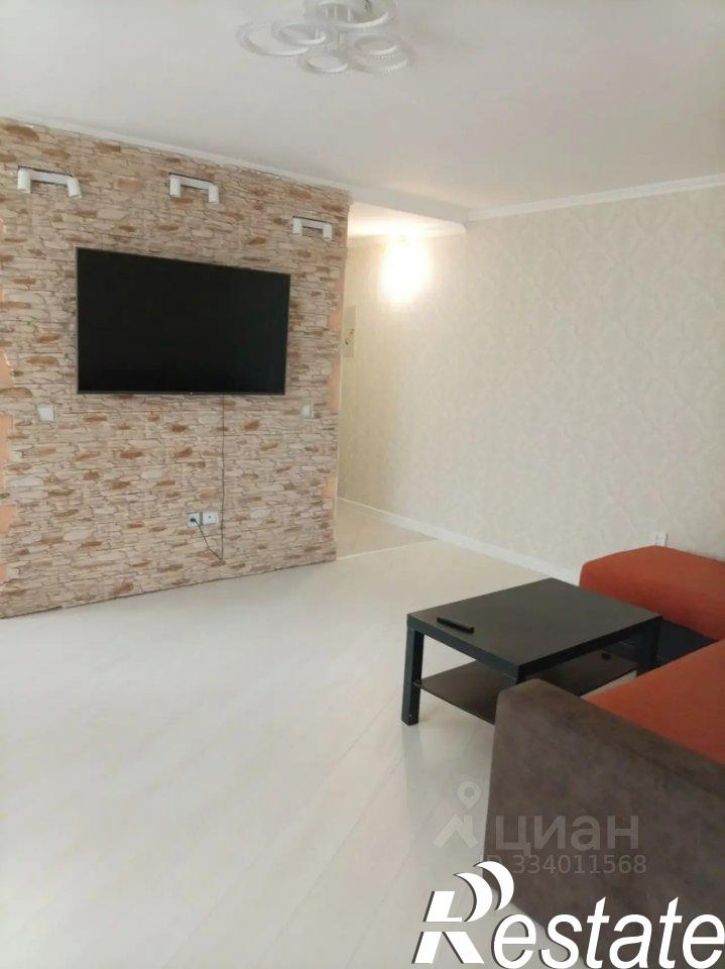 2-комн квартира улица Пугачёва, 5,  д. 5