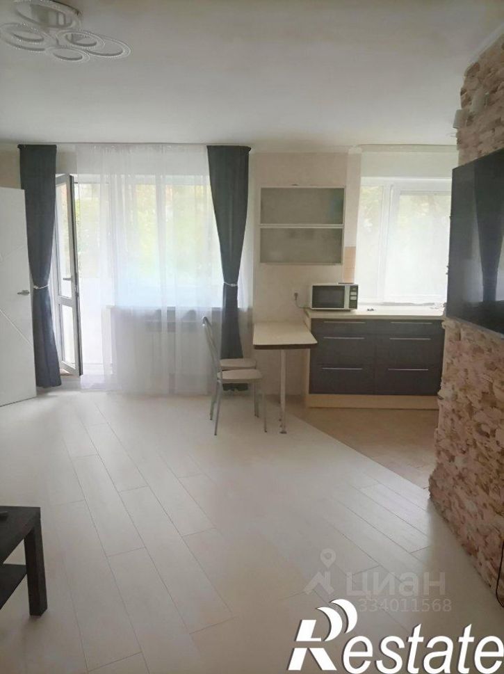 2-комн квартира улица Пугачёва, 5,  д. 5
