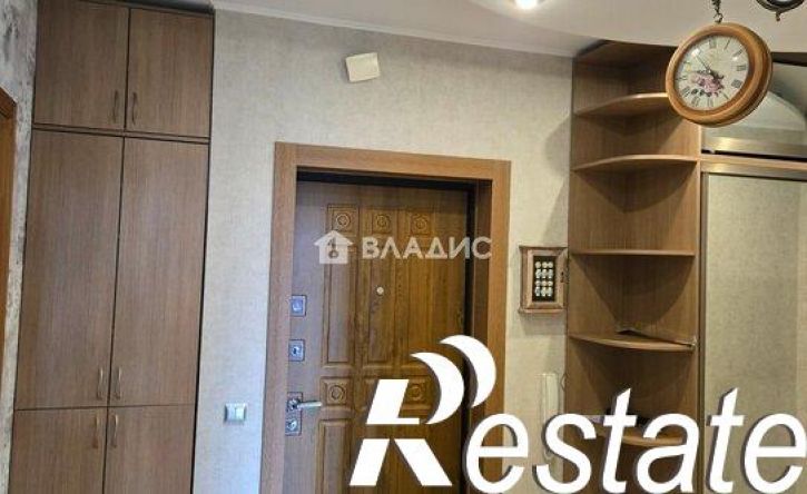 2-комн квартира Интернациональная улица, 70,  д. 70
