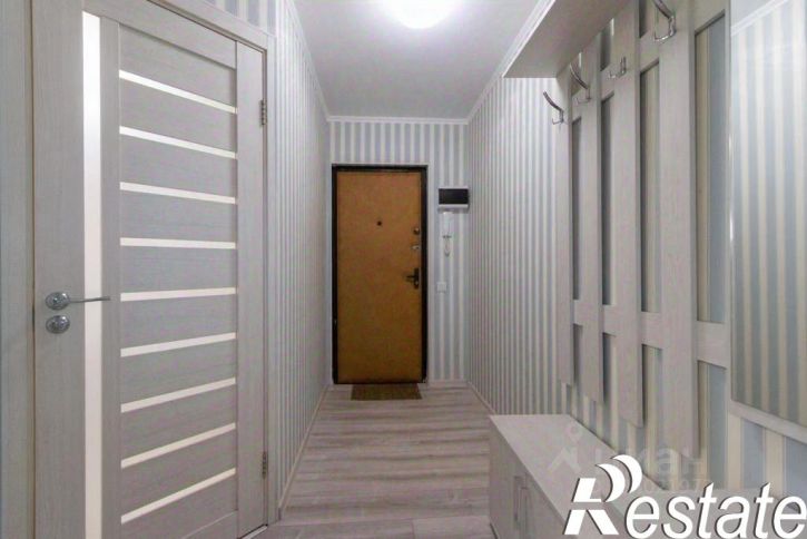 4-комн квартира улица 9-го Апреля, 50А,  д. 50А