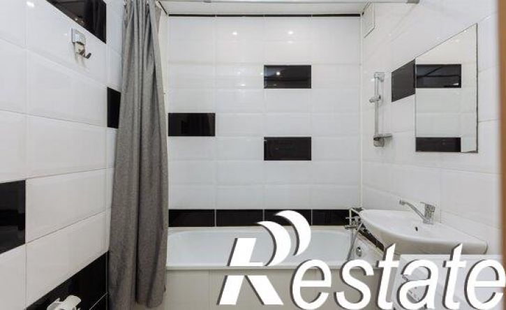 3-комн квартира улица Левитана, 63 к1,  д. 63 к1
