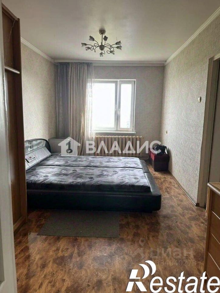 3-комн квартира улица Дзержинского, 102В,  д. 102В
