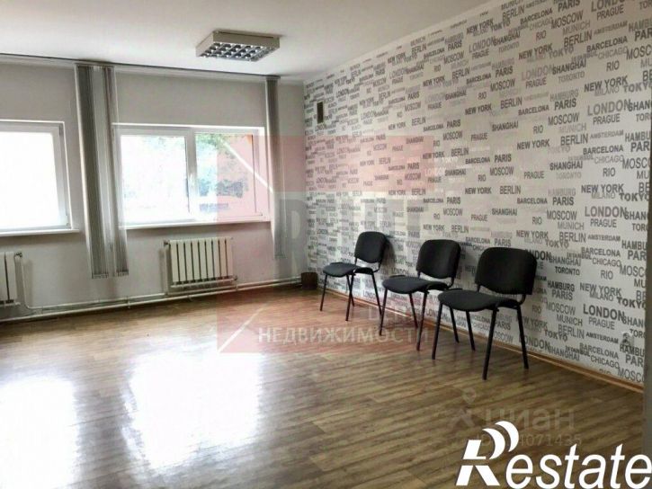 Отдельное здание улица 9-го Апреля, 60Б,  д. 60Б