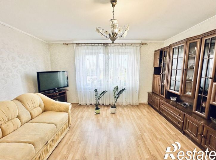 3-комн квартира улица Нансена, 82,  д. 82