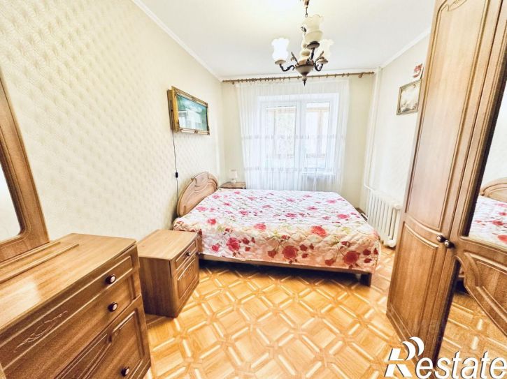 3-комн квартира улица Нансена, 82,  д. 82