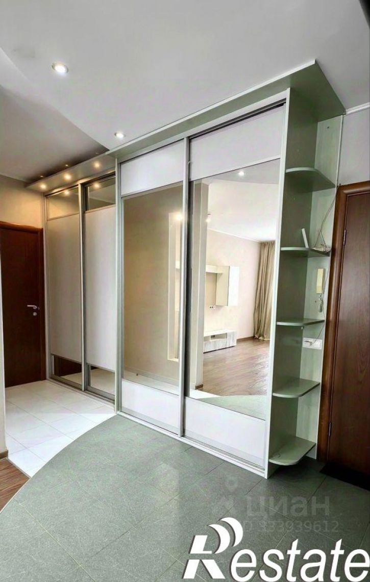 2-комн квартира улица Партизана Железняка, 11,  д. 11