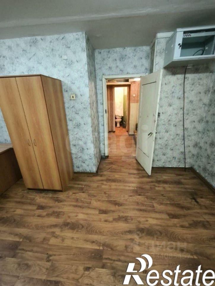 2-комн квартира улица Подполковника Емельянова, 80,  д. 80