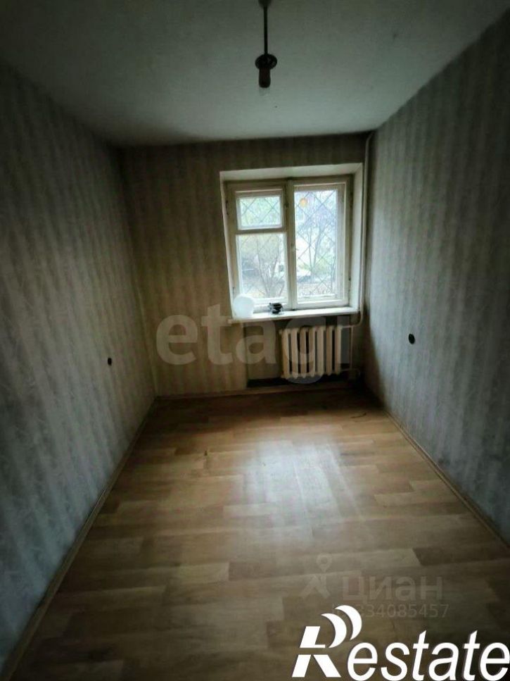 2-комн квартира улица Подполковника Емельянова, 80,  д. 80