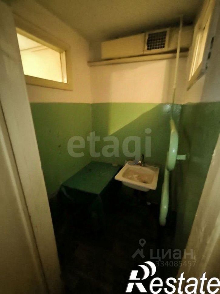 2-комн квартира улица Подполковника Емельянова, 80,  д. 80