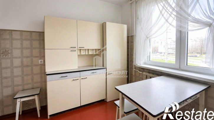 2-комн квартира улица 9-го Апреля, 8,  д. 8