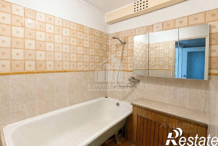 2-комн квартира улица 9-го Апреля, 8,  д. 8