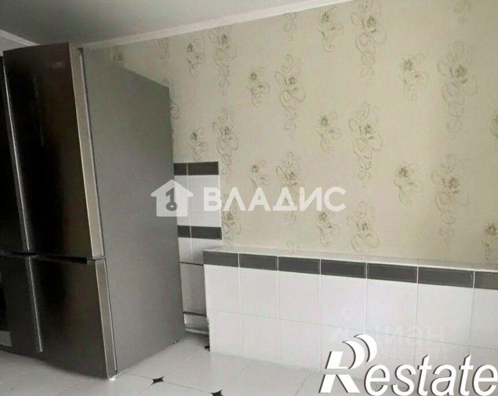 2-комн квартира улица Мира, 2,  д. 2