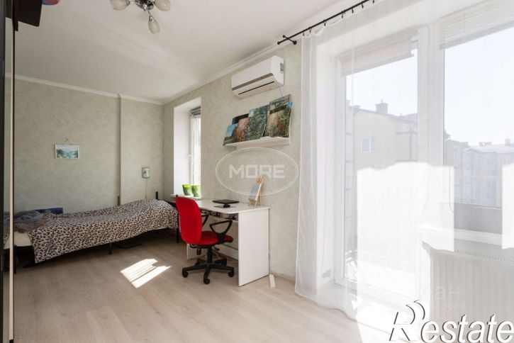 2-комн квартира улица Лукашова, 21,  д. 21