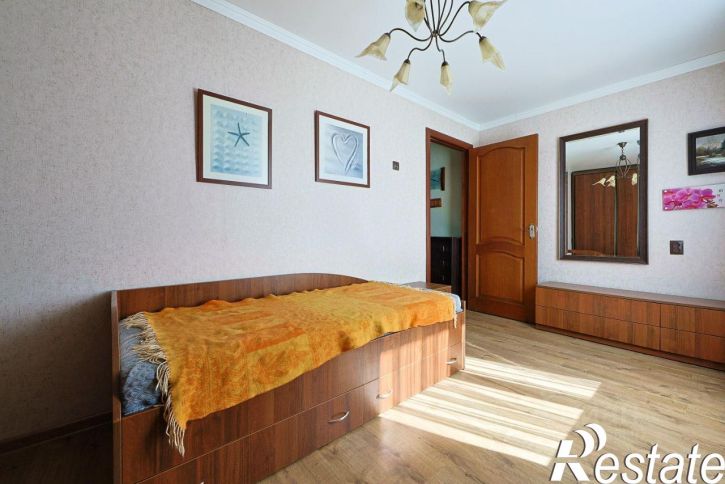 2-комн квартира улица Репина, 49,  д. 49