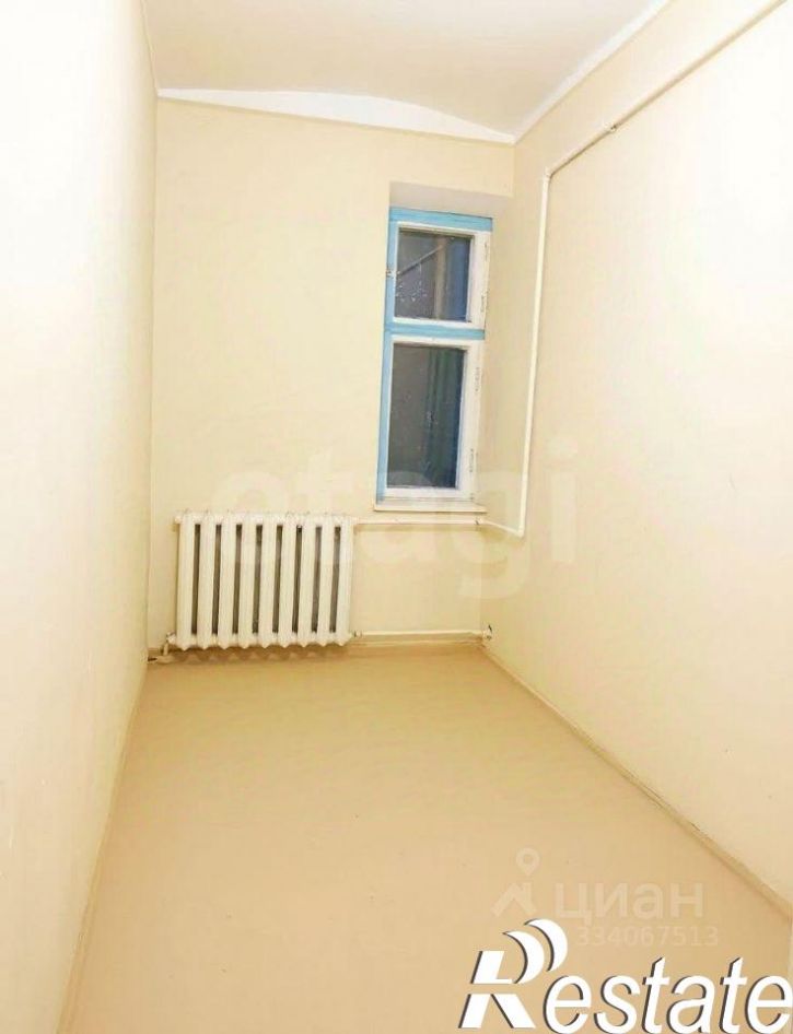 3-комн квартира улица Александра Суворова, 8,  д. 8