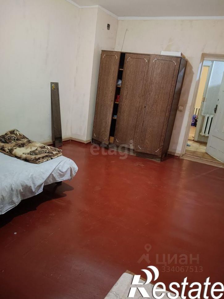 3-комн квартира улица Александра Суворова, 8,  д. 8