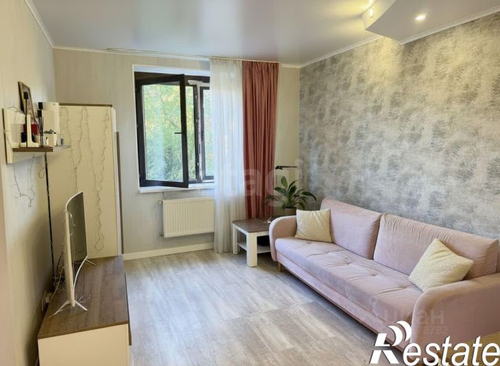 1-комн квартира улица Островского, 1Б,  д. 1Б