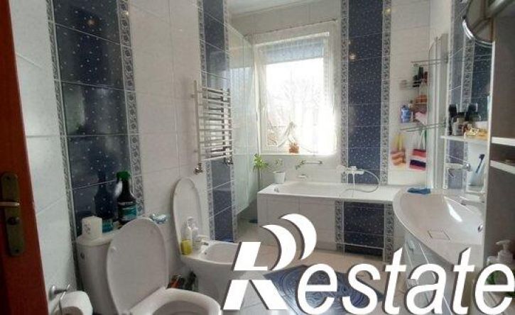 4-комн квартира улица Каштановая Аллея, 59,  д. 59