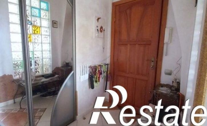 4-комн квартира улица Каштановая Аллея, 59,  д. 59