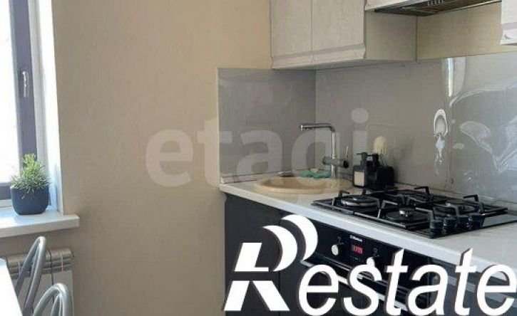2-комн квартира улица Космонавта Леонова, 13А,  д. 13А