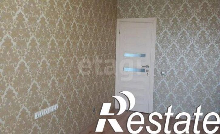 2-комн квартира улица Подполковника Емельянова, 223,  д. 223