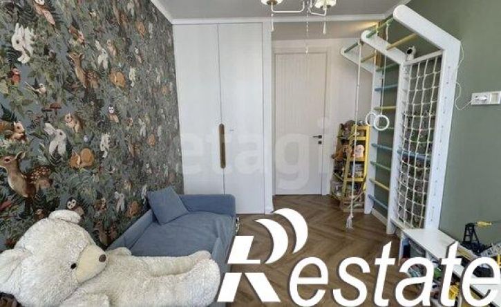 3-комн квартира улица Каштановая Аллея, 97,  д. 97
