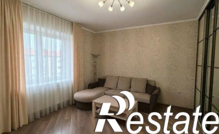 2-комн квартира улица Жиленкова, 8Б,  д. 8Б