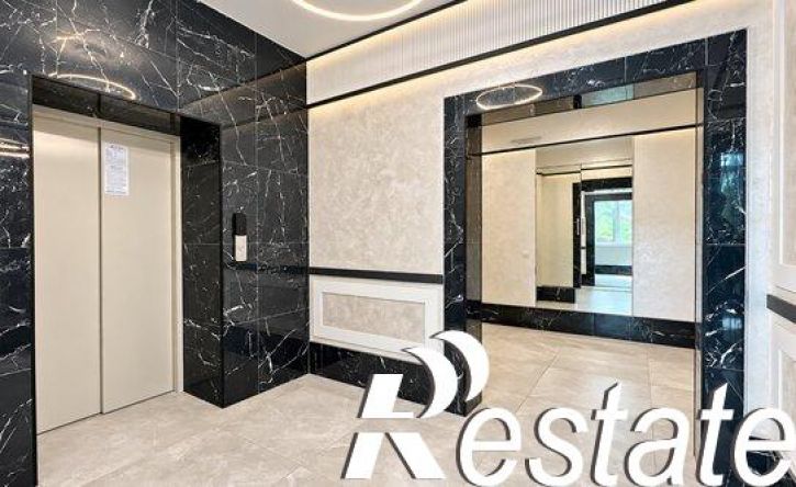 5-комн квартира улица Тенистая Аллея, 42В,  д. 42В