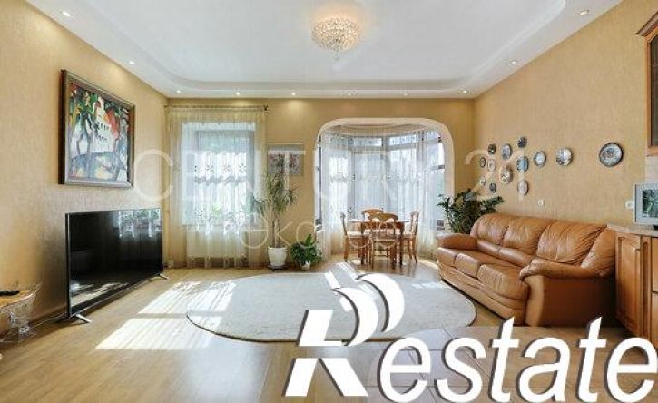 3-комн квартира улица Сержанта Колоскова, 4А,  д. 4А