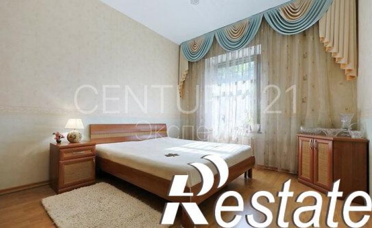 3-комн квартира улица Сержанта Колоскова, 4А,  д. 4А