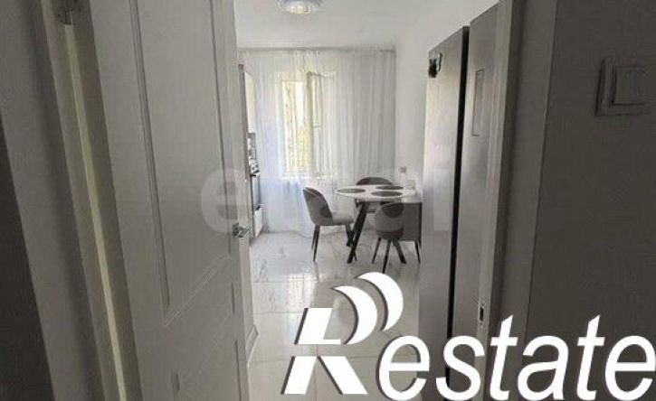 2-комн квартира улица Чекистов, 40,  д. 40