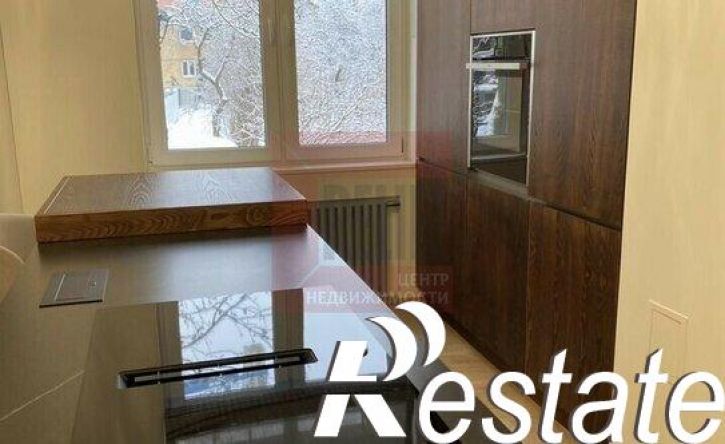 2-комн квартира улица Потёмкина, 1,  д. 1