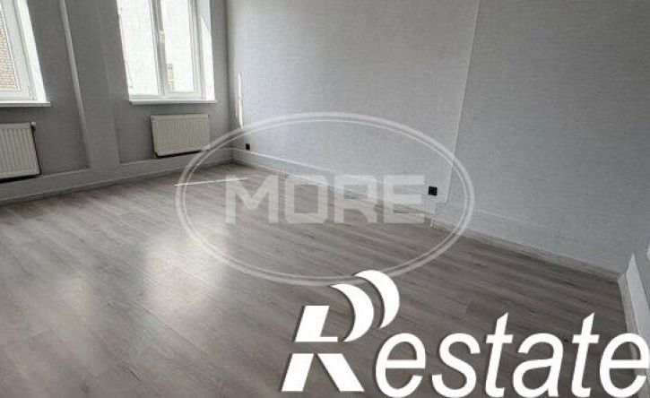 3-комн квартира улица Багратиона, 93,  д. 93