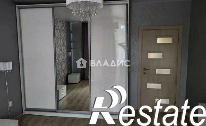 3-комн квартира Автомобильная улица, 24,  д. 24