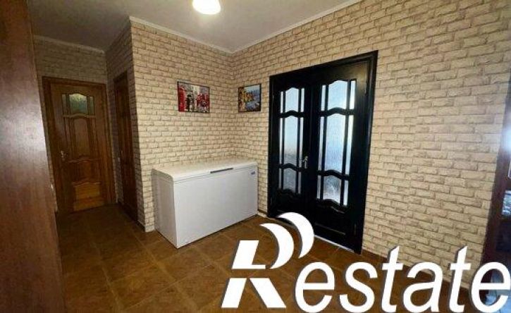 2-комн квартира улица Александра Суворова, 40,  д. 40