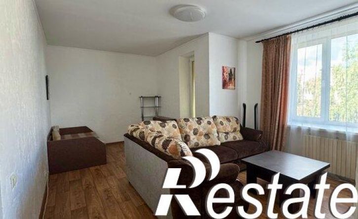 2-комн квартира улица Александра Суворова, 40,  д. 40