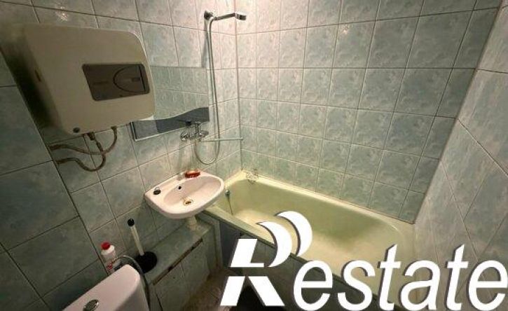 2-комн квартира улица Сергеева, 47,  д. 47