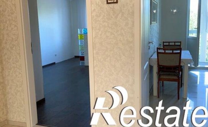 3-комн квартира Майский переулок, 1,  д. 1