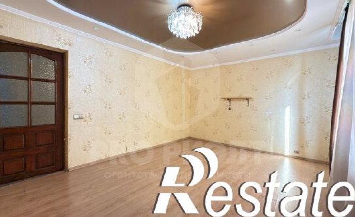 3-комн квартира улица Карла Маркса, 118Б,  д. 118Б