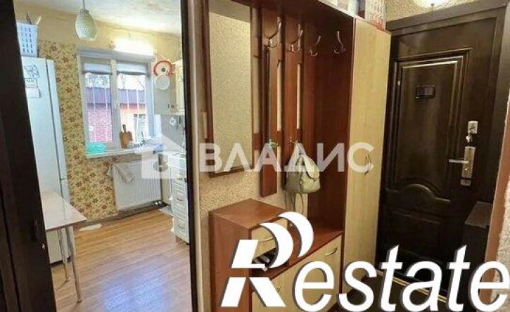 3-комн квартира улица Сеченова, 1,  д. 1