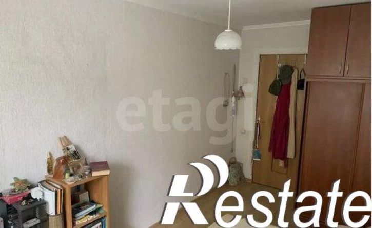 3-комн квартира проспект Калинина, 83,  д. 83