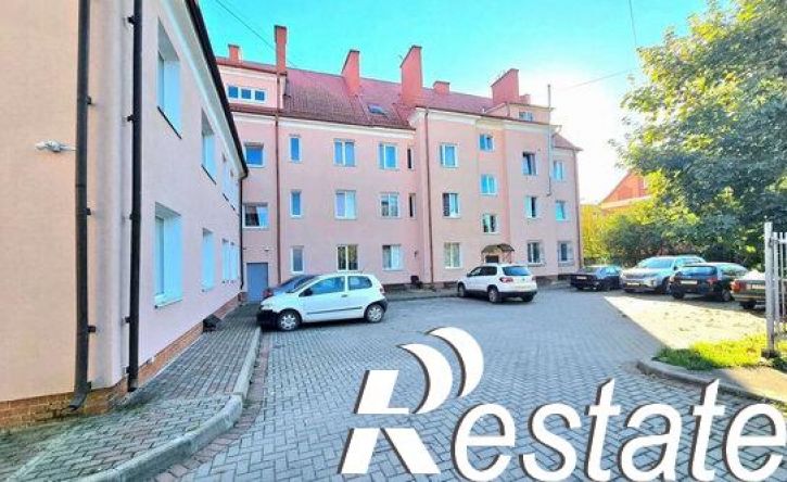 3-комн квартира улица Клавы Назаровой, 57,  д. 57
