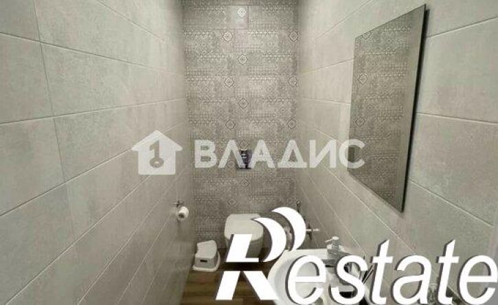3-комн квартира ул Тихоокеанская, 44,  д. 44
