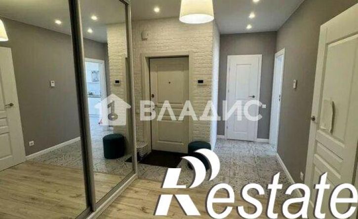 3-комн квартира ул Тихоокеанская, 44,  д. 44