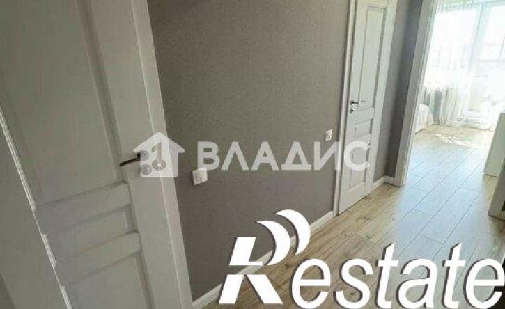 3-комн квартира ул Тихоокеанская, 44,  д. 44