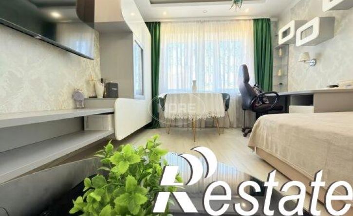 3-комн квартира Интернациональная улица, 54,  д. 54