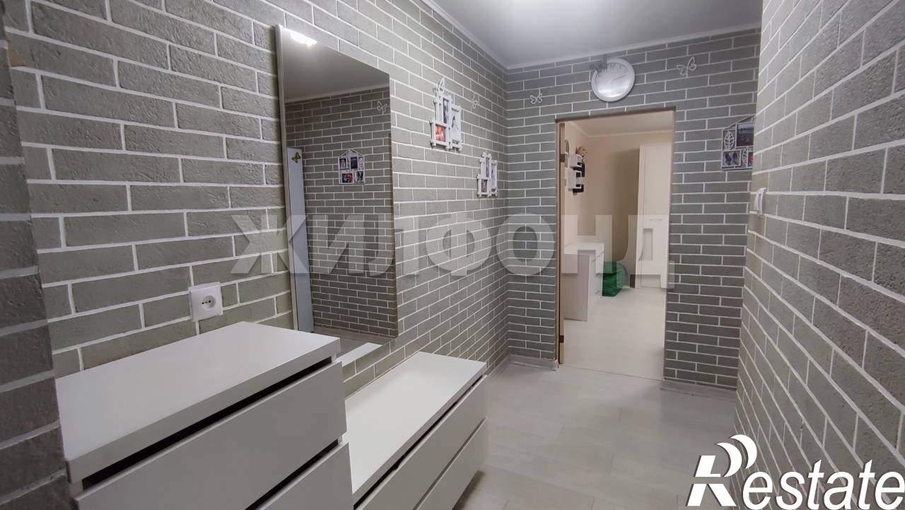 Купить квартиру за 8 040 000 рублей на Генерала Павлова улица, д.14