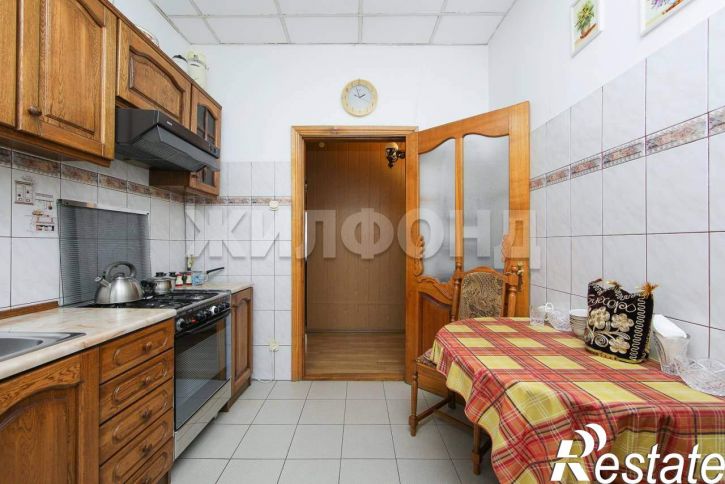3-комн квартира Красная улица, д.28