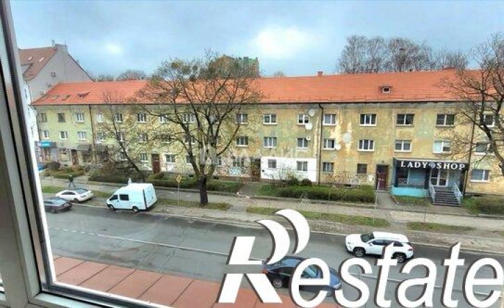 3-комн квартира улица Карла Маркса, 51,  д. 51