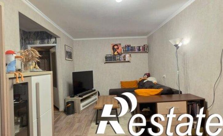 2-комн квартира улица Чекистов, 110,  д. 110